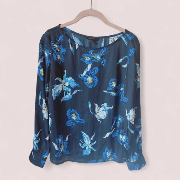 Banana Republic Dark Blue Floral Button Sleeve Blouse Size XS - Picture 1 of 12